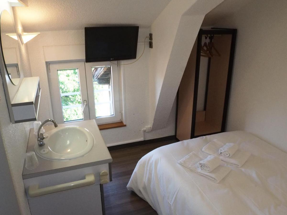Hotel Le Foirail Фижак Экстерьер фото